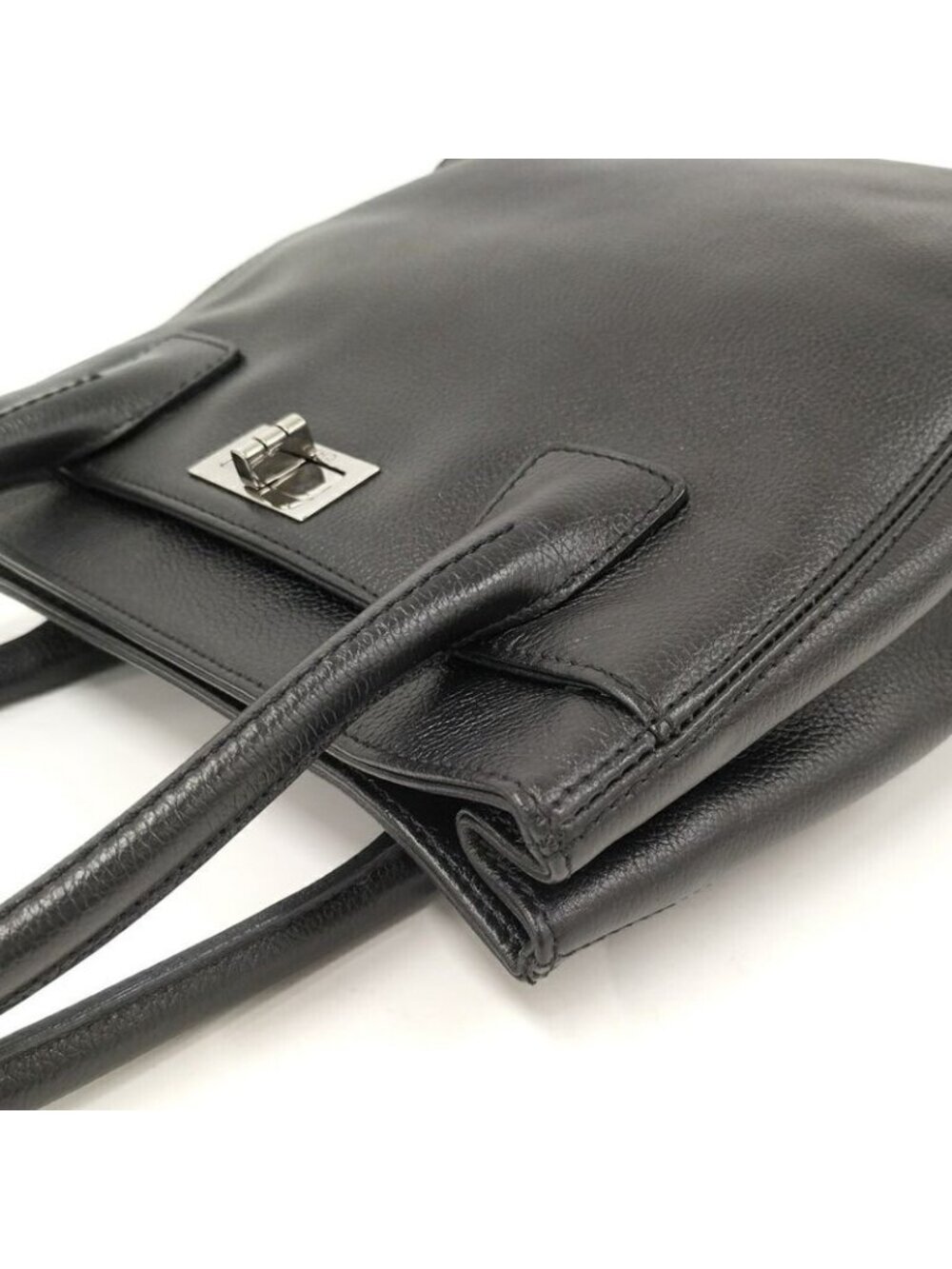 Chanel Executive Tote Handbag 2.55 Lambskin Black - Picture 5 of 10